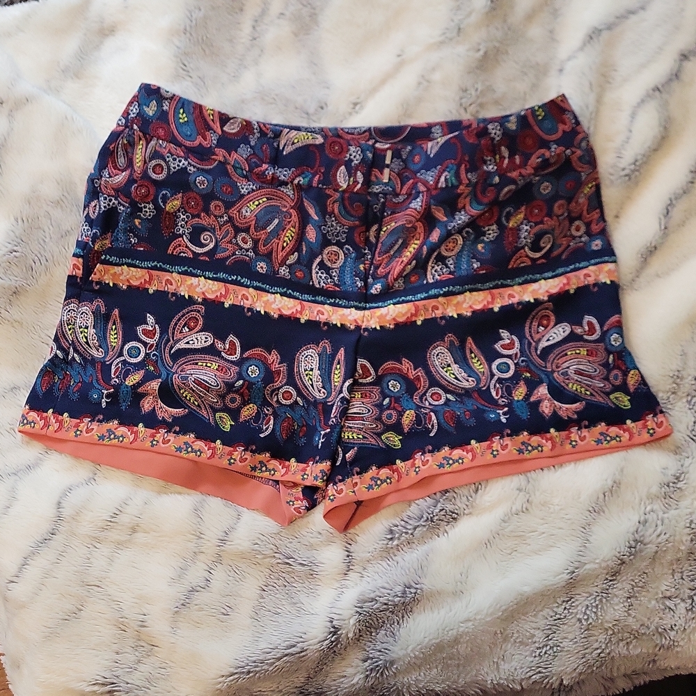 Loft Shorts